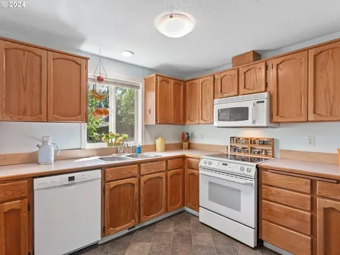 6909 Ne 102nd Avenue Vancouver WA 98662