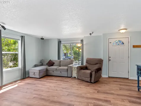 6909 Ne 102nd Avenue Vancouver WA 98662