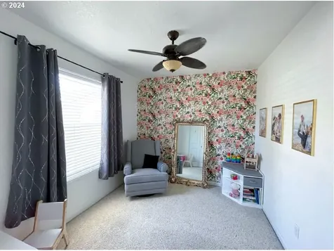 9328 N Macrum Avenue Portland OR 97203