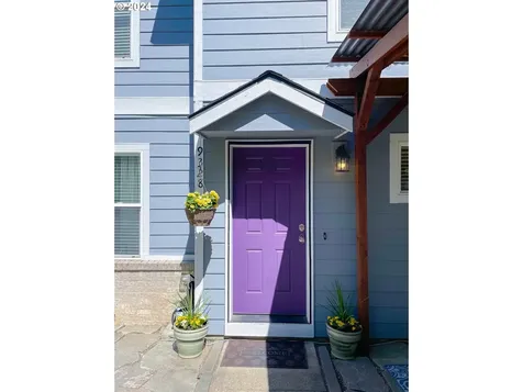 9328 N Macrum Avenue Portland OR 97203