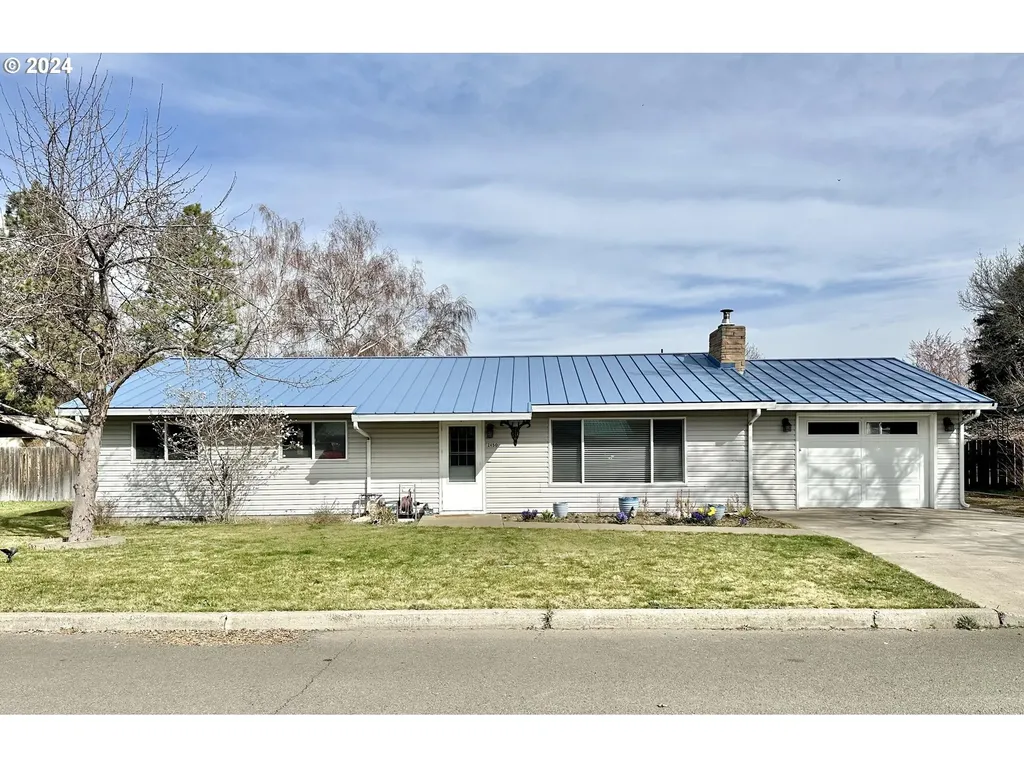 2450 Century Loop La Grande OR 97850