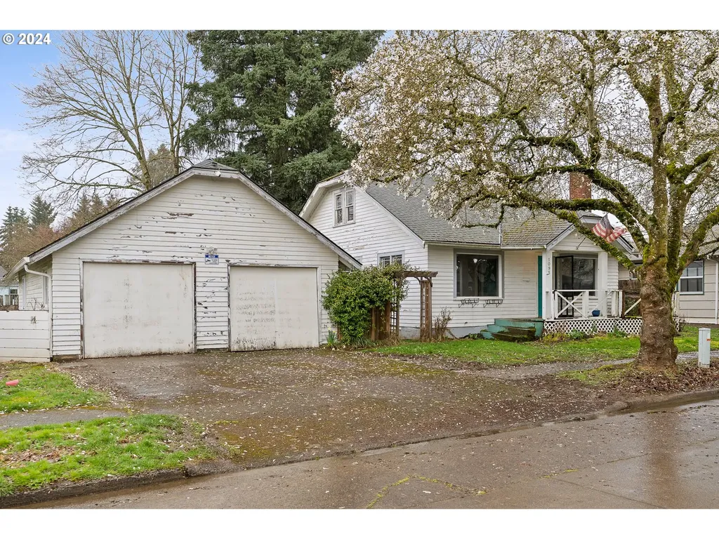 1095 Donna Avenue Ne Salem OR 97301