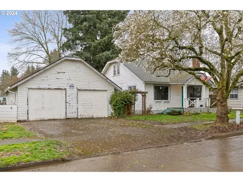 1095 Donna Avenue Ne Salem OR 97301