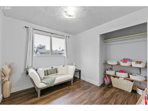 515 SW Laurel Street Junction City OR 97448