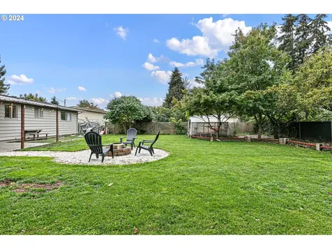 515 SW Laurel Street Junction City OR 97448