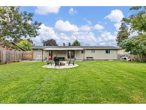 515 SW Laurel Street Junction City OR 97448