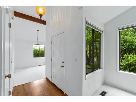 7065 Sw Heath Place Beaverton OR 97008