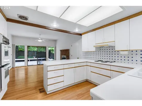 7065 Sw Heath Place Beaverton OR 97008