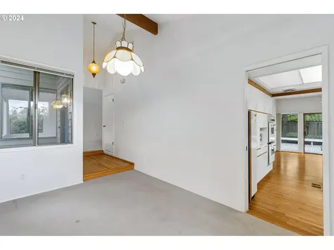 7065 Sw Heath Place Beaverton OR 97008