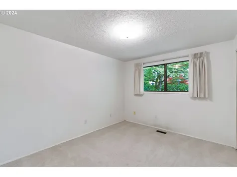 7065 Sw Heath Place Beaverton OR 97008