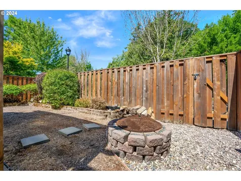 4637 Se Sandalwood Street Hillsboro OR 97123