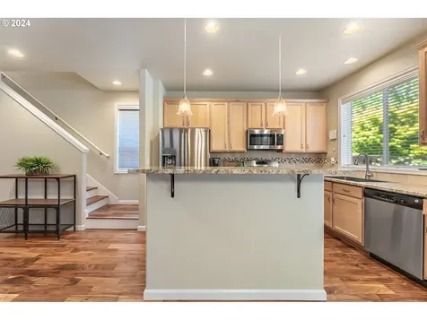 4637 Se Sandalwood Street Hillsboro OR 97123