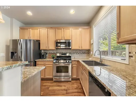 4637 Se Sandalwood Street Hillsboro OR 97123
