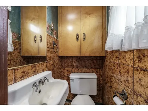 6906 N Vancouver Avenue Portland OR 97217