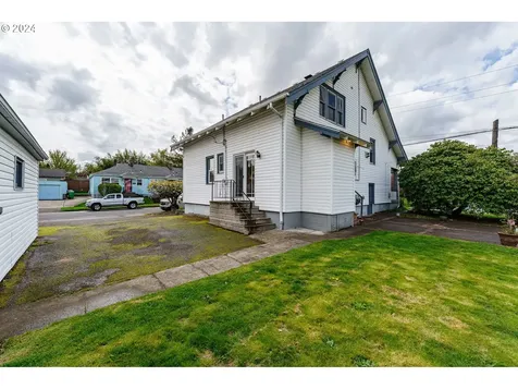 6906 N Vancouver Avenue Portland OR 97217