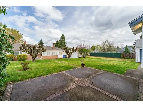 6906 N Vancouver Avenue Portland OR 97217
