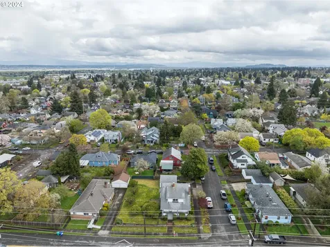 6906 N Vancouver Avenue Portland OR 97217
