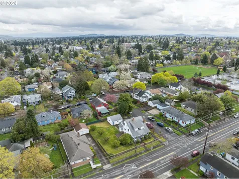 6906 N Vancouver Avenue Portland OR 97217