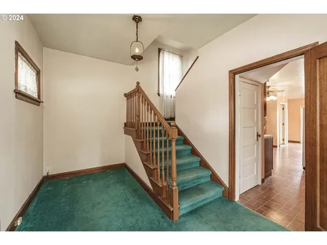 6906 N Vancouver Avenue Portland OR 97217