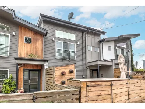 7584 N Curtis Avenue Portland OR 97217
