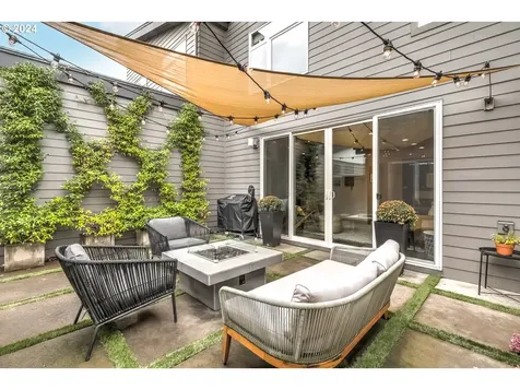 7584 N Curtis Avenue Portland OR 97217