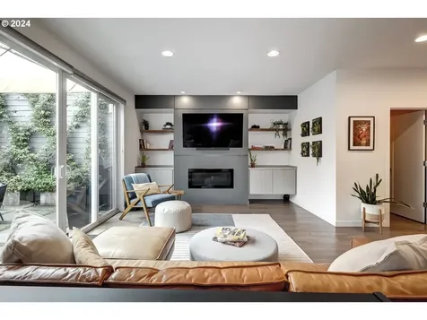 7584 N Curtis Avenue Portland OR 97217