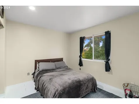 3608 SE 181st Avenue Vancouver WA 98683