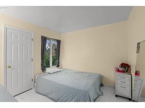 3608 SE 181st Avenue Vancouver WA 98683