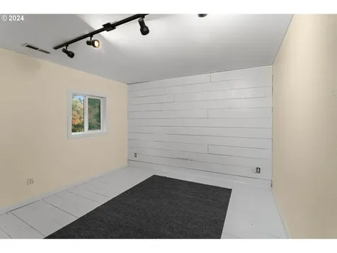 3608 SE 181st Avenue Vancouver WA 98683