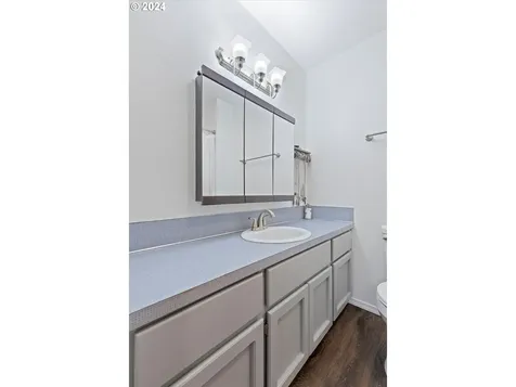 390 E 3rd Street Yamhill OR 97148