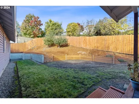 390 E 3rd Street Yamhill OR 97148