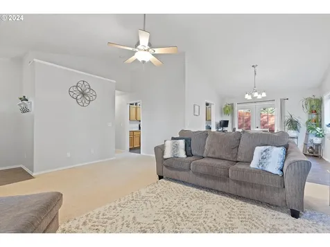 390 E 3rd Street Yamhill OR 97148