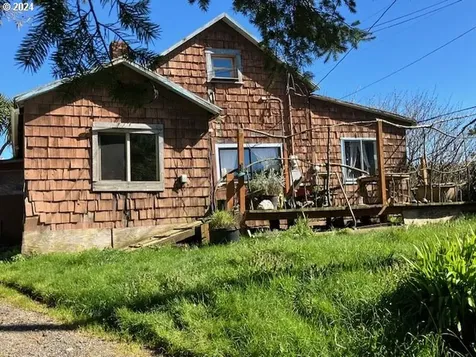 93515 Ranch Lane North Bend OR 97459