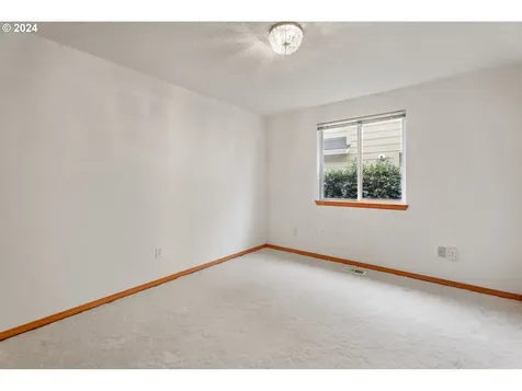 15538 SW Bristlecone Way Portland OR 97223