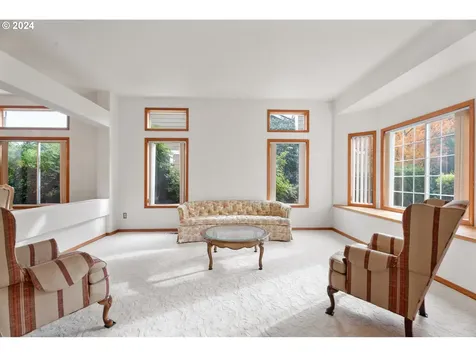 15538 SW Bristlecone Way Portland OR 97223