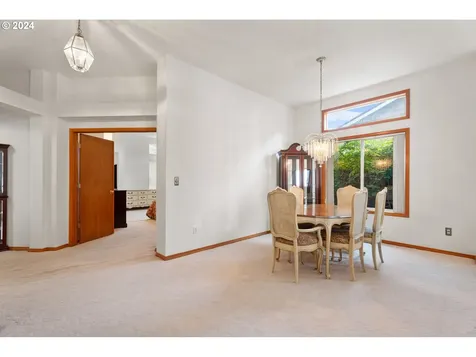 15538 SW Bristlecone Way Portland OR 97223