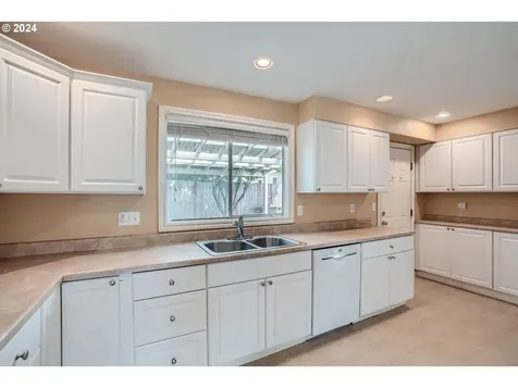 431 Ne 13th Avenue Camas WA 98607