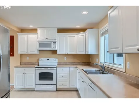 431 Ne 13th Avenue Camas WA 98607