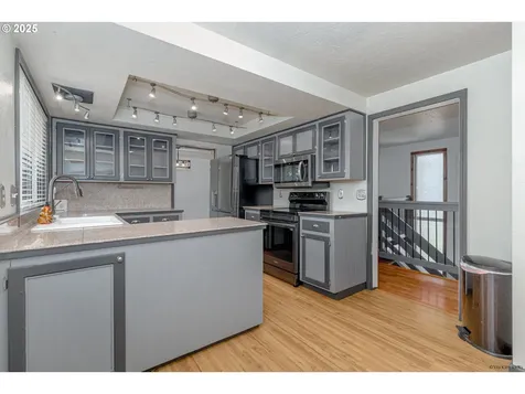 1504 SW 24th Street Troutdale OR 97060