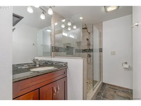 1504 SW 24th Street Troutdale OR 97060