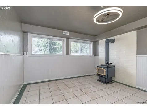 1504 SW 24th Street Troutdale OR 97060