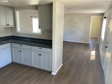 1530 Tamarack Street Sweet Home OR 97386
