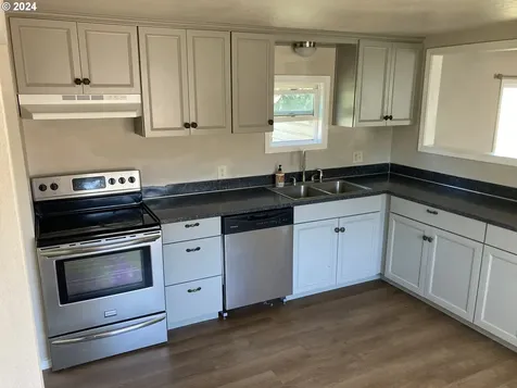 1530 Tamarack Street Sweet Home OR 97386