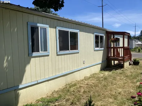 1530 Tamarack Street Sweet Home OR 97386