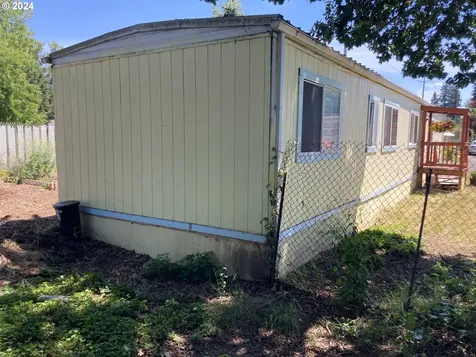 1530 Tamarack Street Sweet Home OR 97386