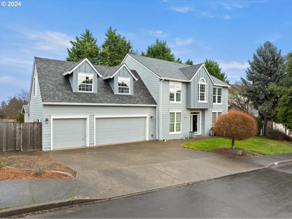 13705 SW Tamaway Lane Portland OR 97223