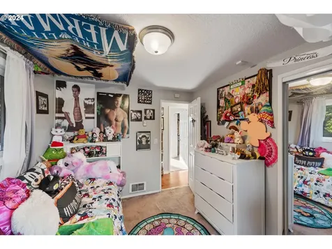 1175 Lakewood Lane Coos Bay OR 97420