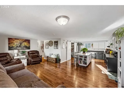 1175 Lakewood Lane Coos Bay OR 97420