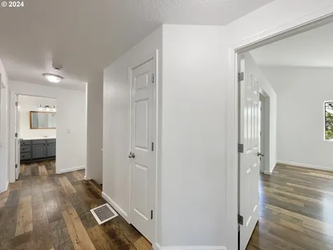 2504 Green Court Forest Grove OR 97116