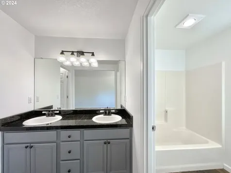 2504 Green Court Forest Grove OR 97116